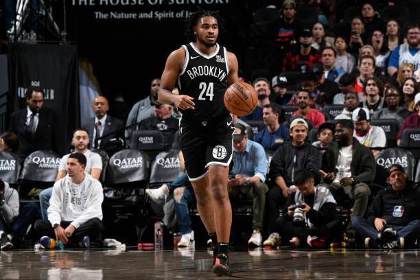 九游体育-阿扎伦卡新星败北表现突出，篮网前途光明！上演精彩一战的简单介绍-九游体育