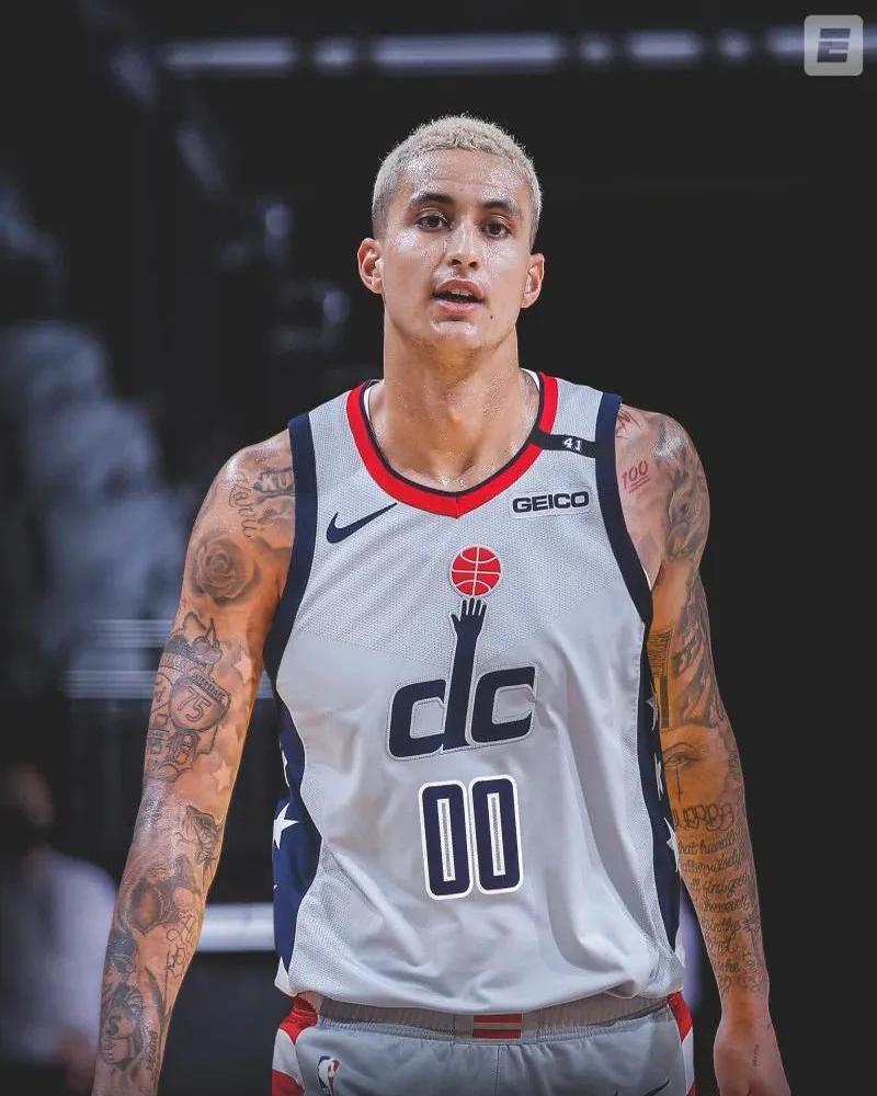 九游娱乐下载-国际比赛日埃因霍温战术微调：NBA常规赛节点到来，质疑声仍在，更衣室氛围转暖的简单介绍-九游娱乐下载